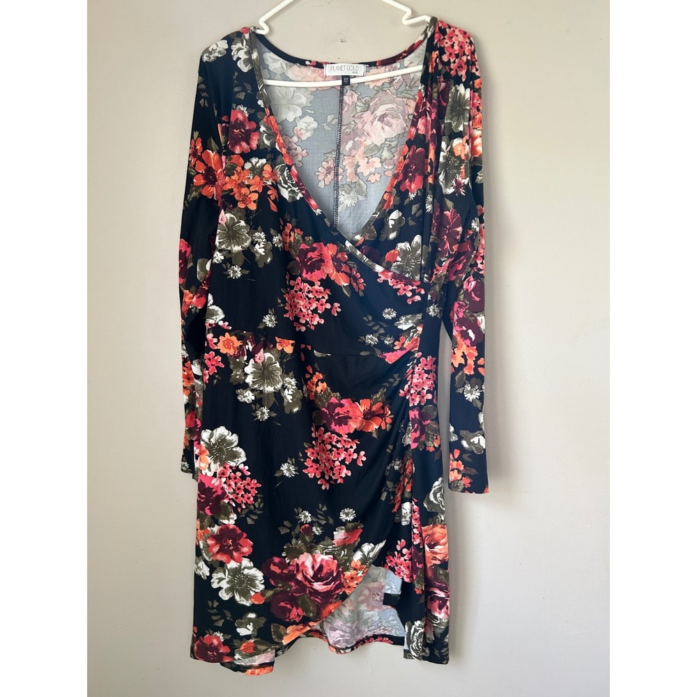 Planet Gold Plus Black Floral Wrap Midi Dress Long Sleeve Size 2X Feminine